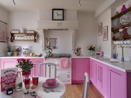 Кухня крашеные розовые фасады классическая нежная и красивая