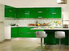 Кухня молодежная глянцевые фасады высокий глянец ярко зеленый стиль модерн