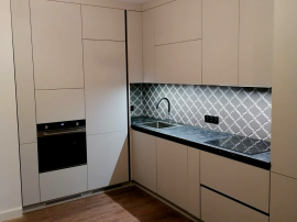 Фото кухни из пластика АГТ супер матового