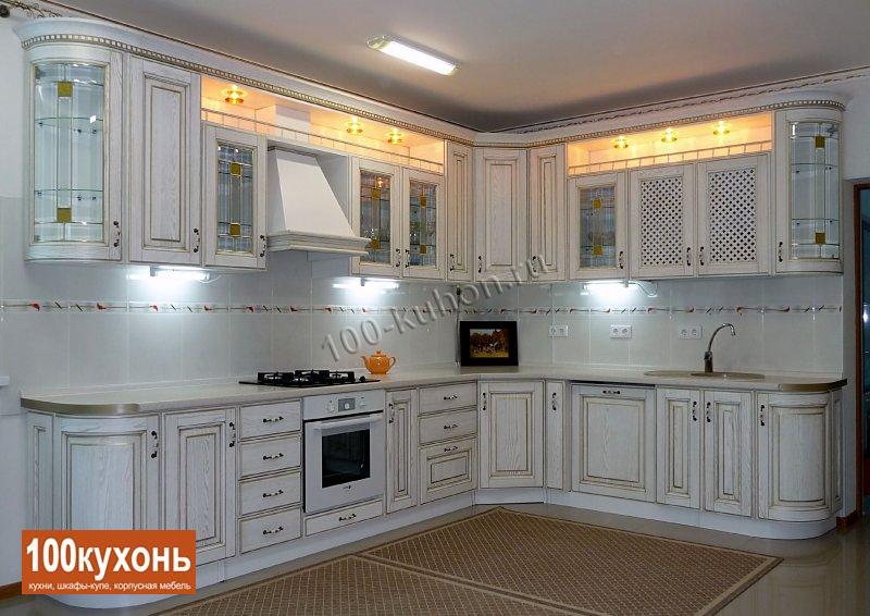Белая кухня из массива дерева ''Соната Голд''