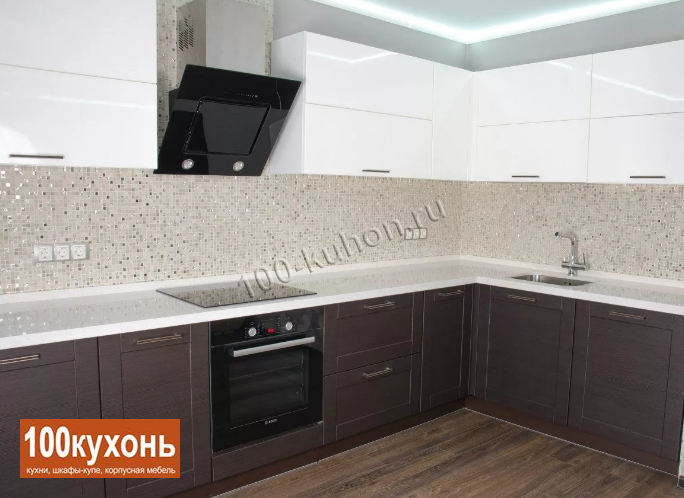 Угловая кухня МДФ пленка (низ венге, верх белый) 