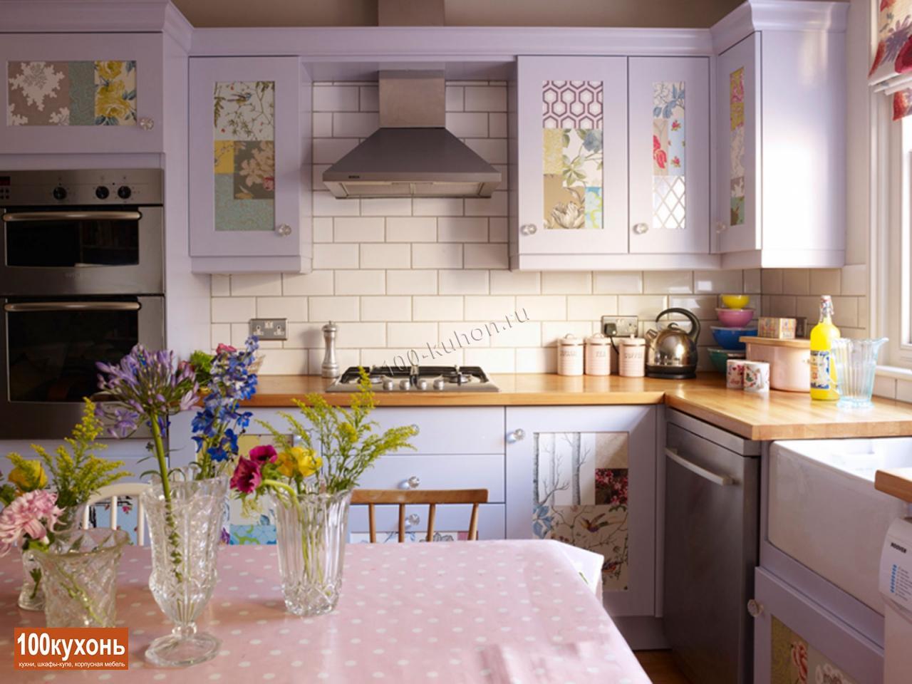 Кухня в шпоне лилового цвета в стиле прованс