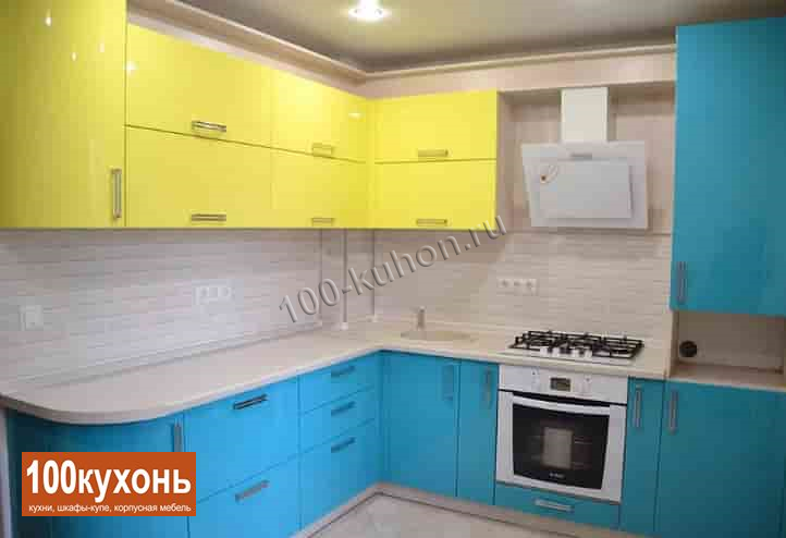 Яркая жёлтая и синяя кухня в эмали