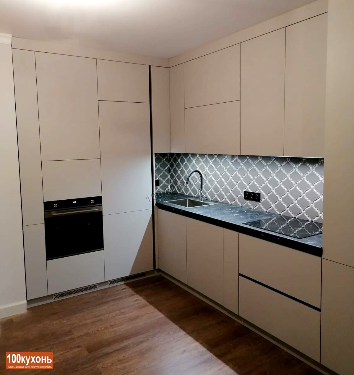 Фото кухни из пластика АГТ супер матового