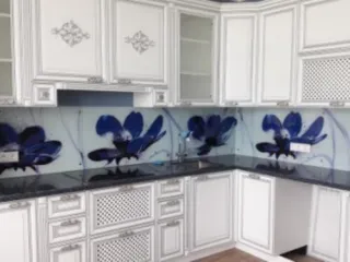 Фото красивой дворцовой кухни