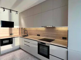 кухня в пластике Alvic без ручек