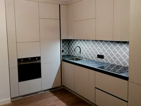 Фото кухни из пластика АГТ супер матового